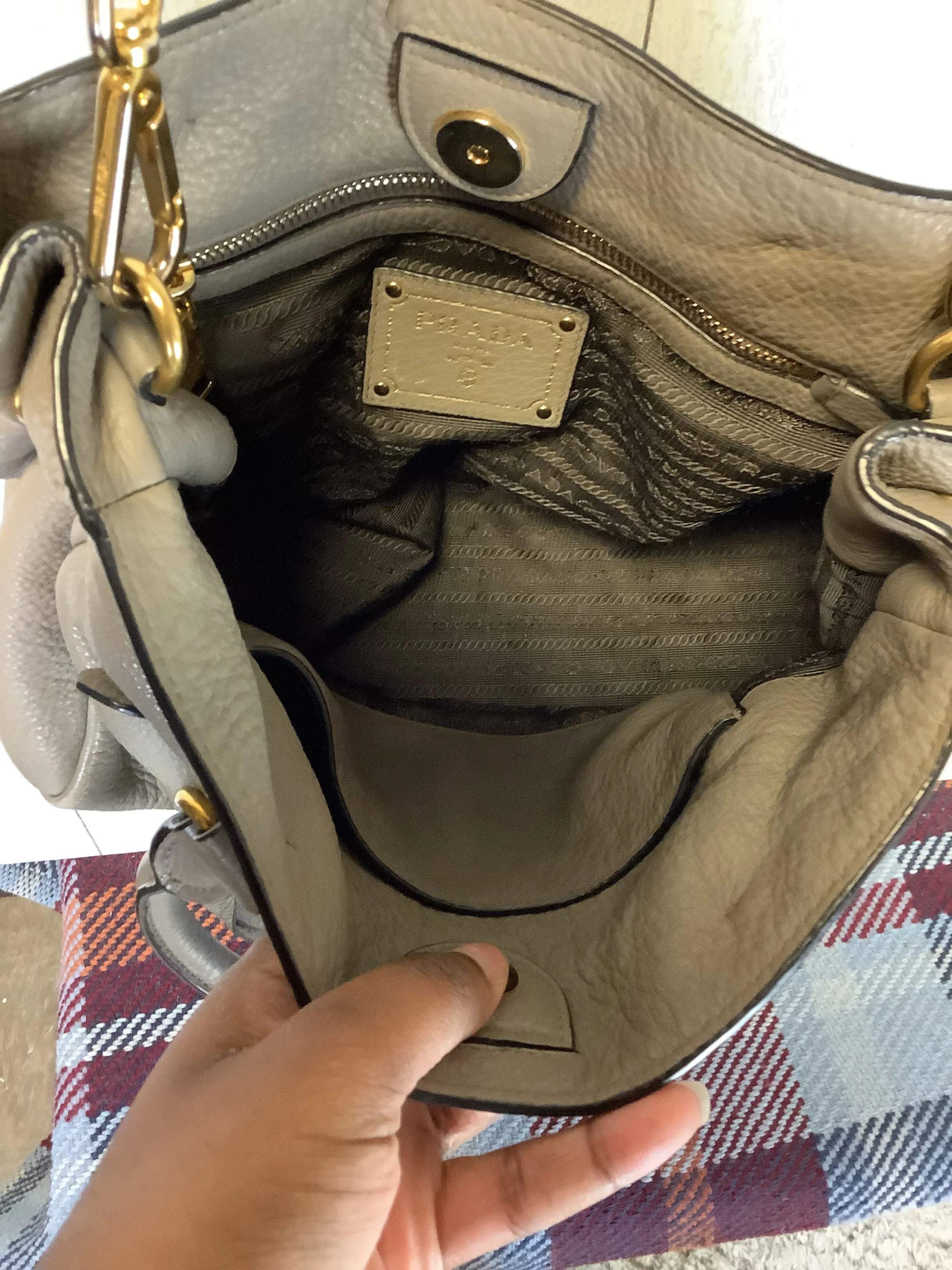 Crossbody Luxury Designer By Prada  Size: Medium