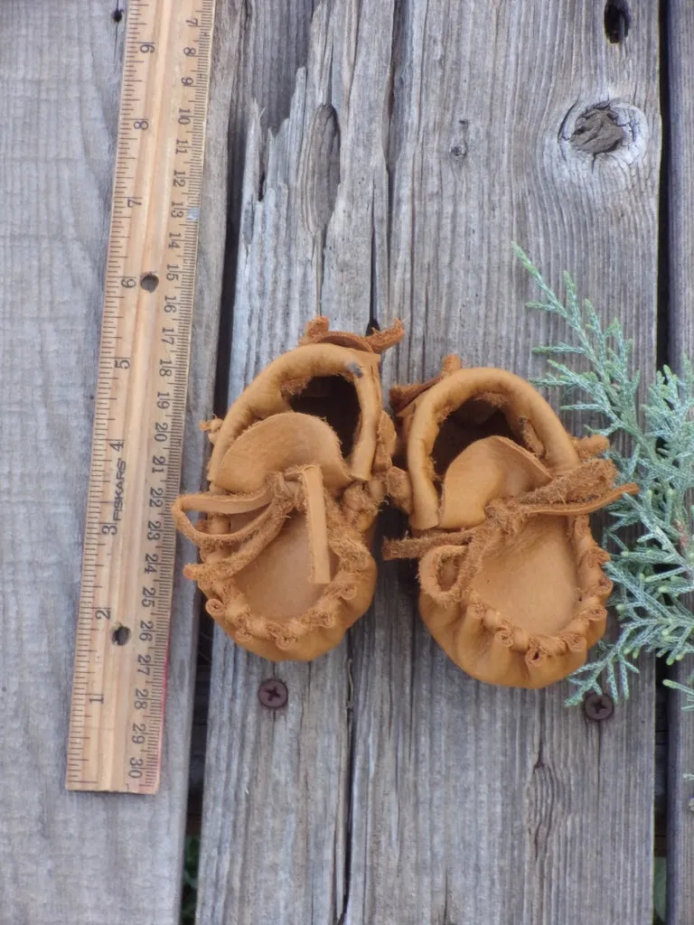 Newborn baby moccasins, baby shoes