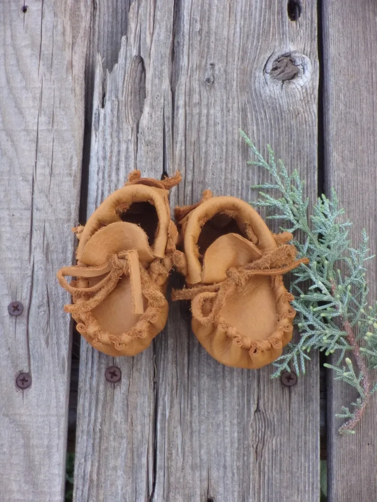 Newborn baby moccasins, baby shoes