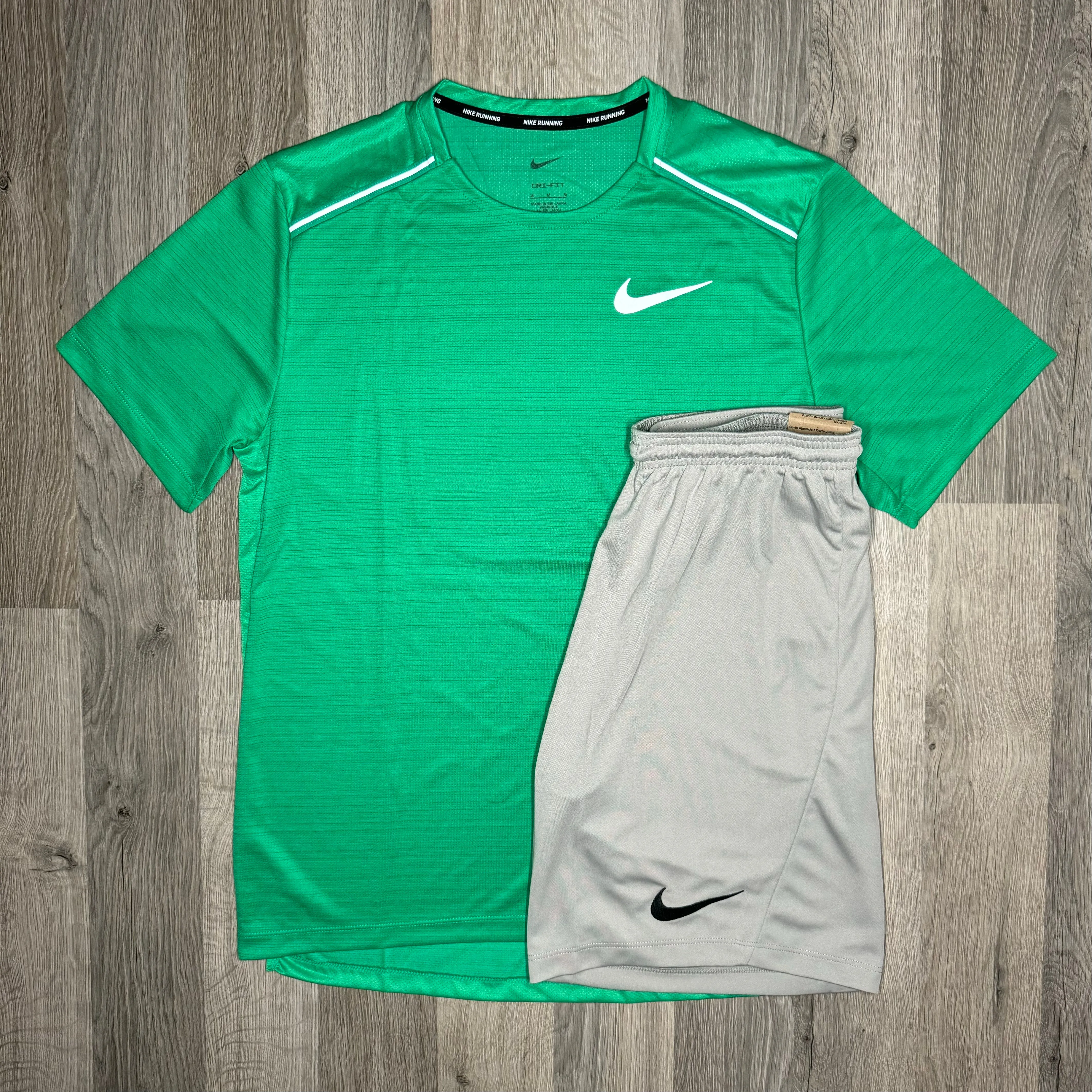 Nike Miler & Dri-Fit Set - Tee & Shorts - Green / Grey