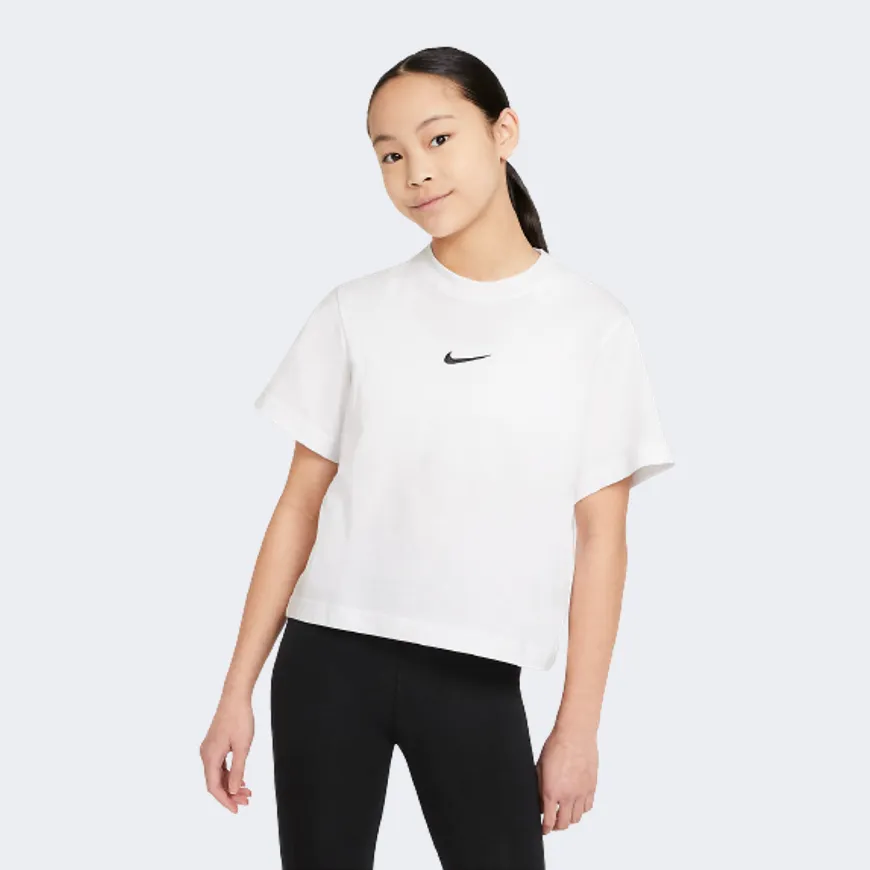 Nike Sportswear Essential Girls Lifestyle T-Shirt White